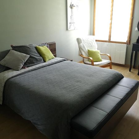 Appartement Meuble Tout Confort Scionzier Bagian luar foto
